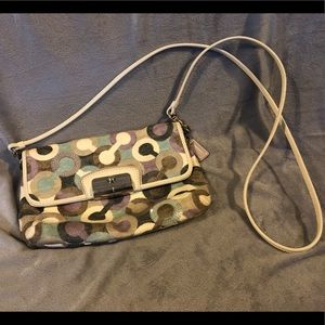 COACH Purse Shoulder Bag Beautiful Condition! 🌸